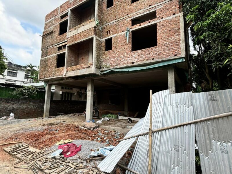 Under construction 3 BHK flat ready for sale